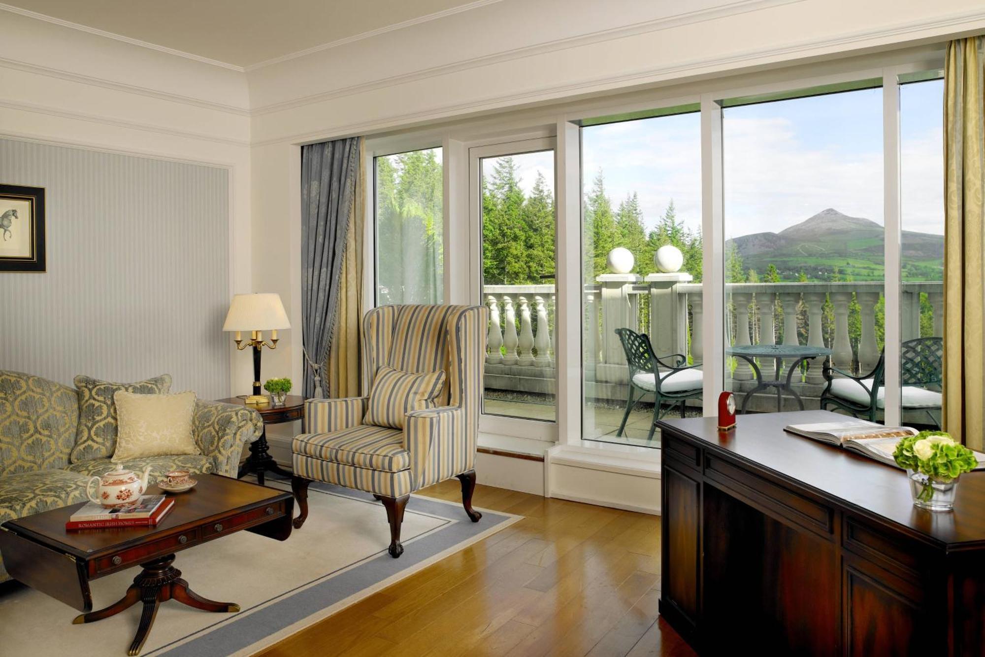 โรงแรมพาวเวอร์สคอร์ต ออโตกราฟ คอลเลคชั่น Enniskerry ภายนอก รูปภาพ A suite at the InterContinental