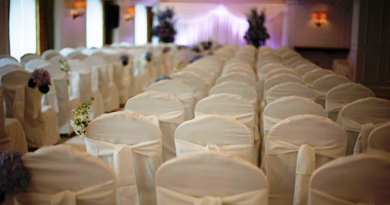 โรงแรมพาวเวอร์สคอร์ต ออโตกราฟ คอลเลคชั่น Enniskerry ภายนอก รูปภาพ Chair covers